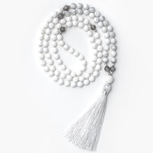 Load image into Gallery viewer, PATAGONIA MALA: White Lava, Howlite, Labradorite