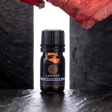 Load image into Gallery viewer, Luxury Set of 5 Pure Essential Oils - The Aromatherapy Experience
